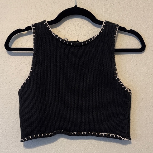 AISLING CAMPS Blanket Stitch Crop Top - Picture 7 of 10